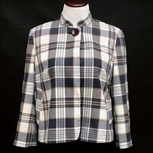 Tape Measure Cropped Blazer